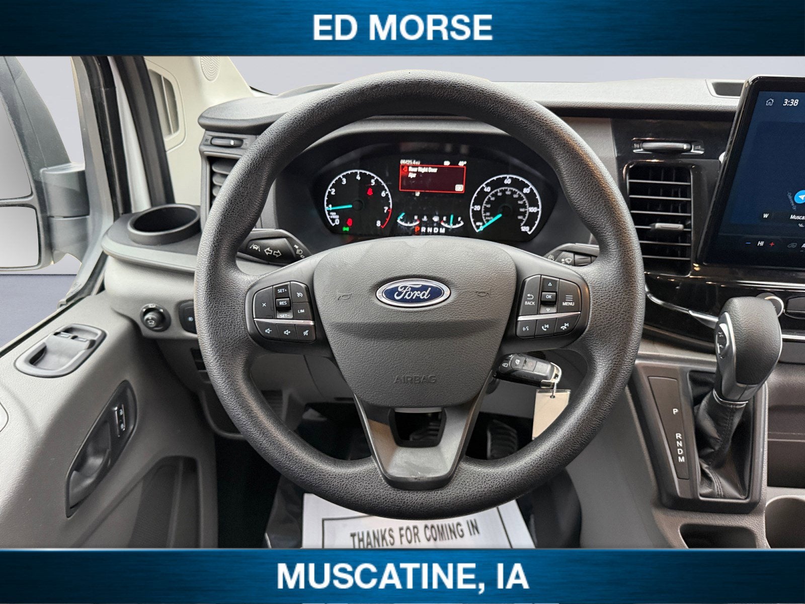 2023 Ford Transit Passenger Wagon XLT