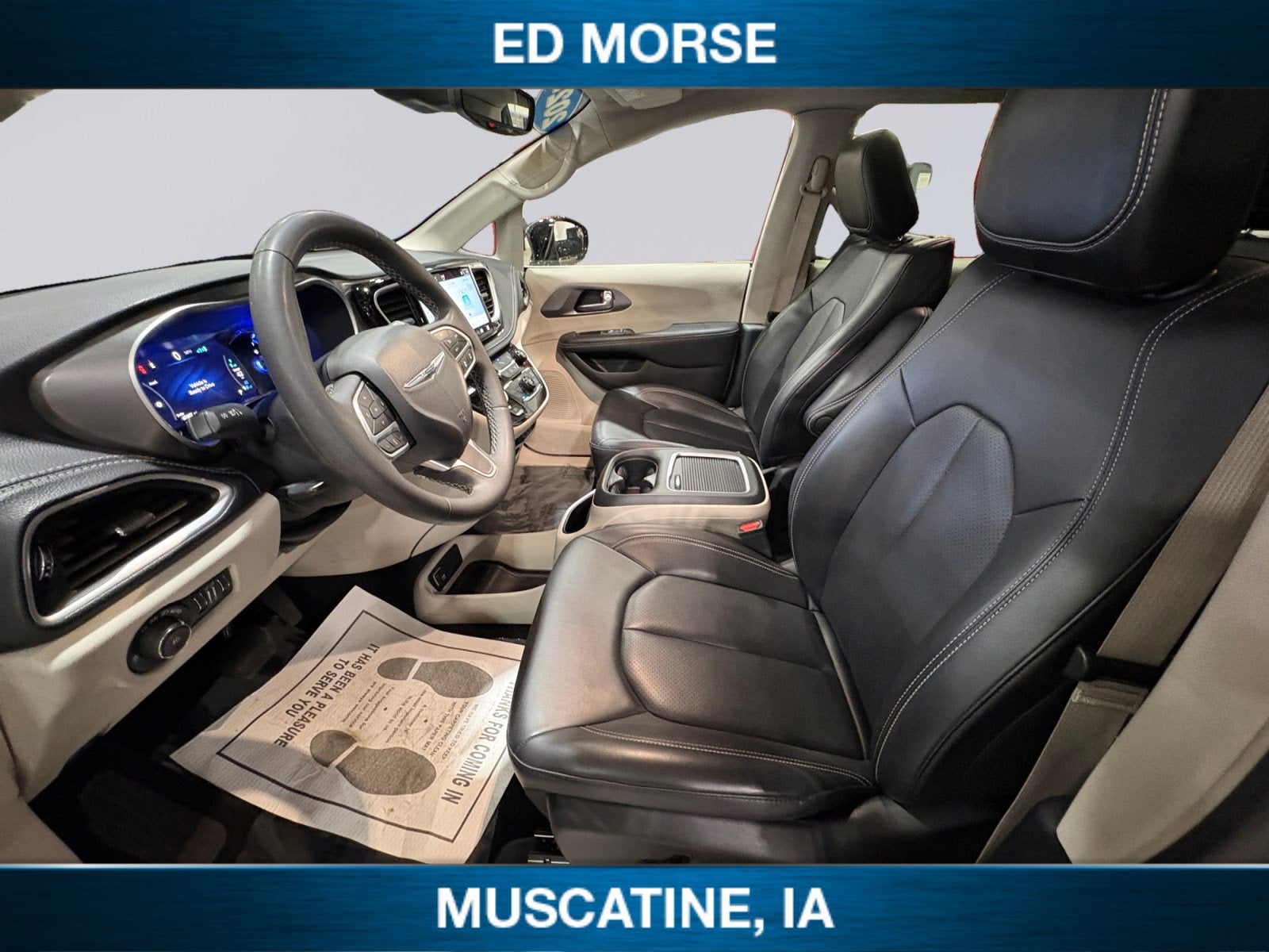 2024 Chrysler Pacifica Hybrid Select