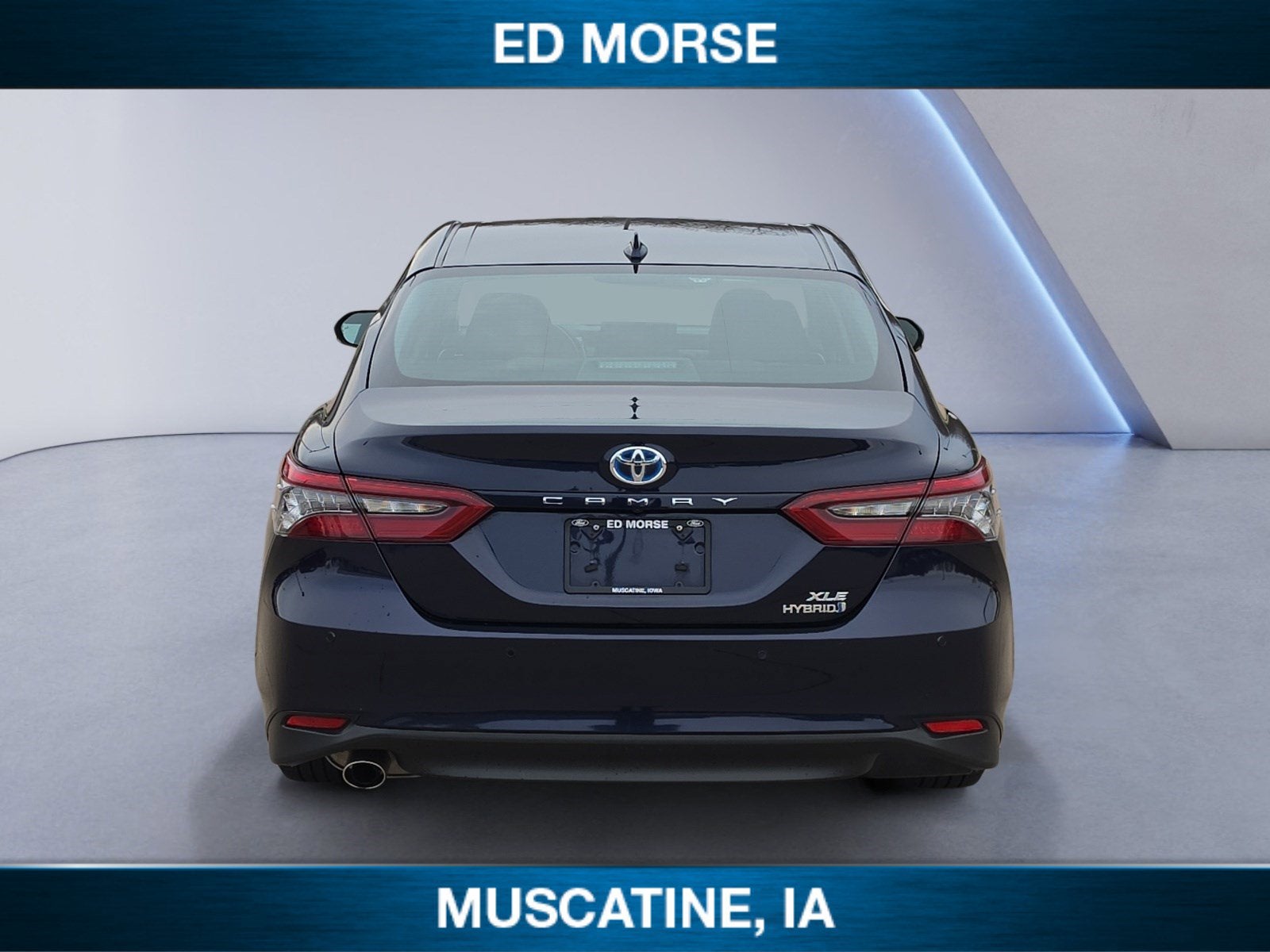 2021 Toyota Camry Hybrid XLE