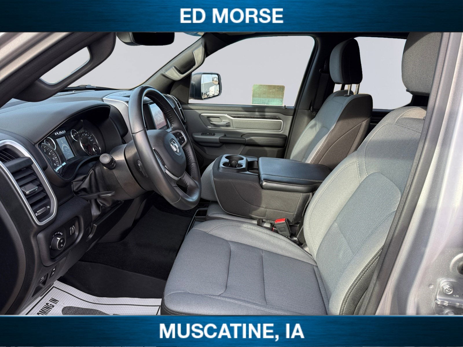 2022 RAM 1500 Big Horn Quad Cab 4x4 6'4' Box