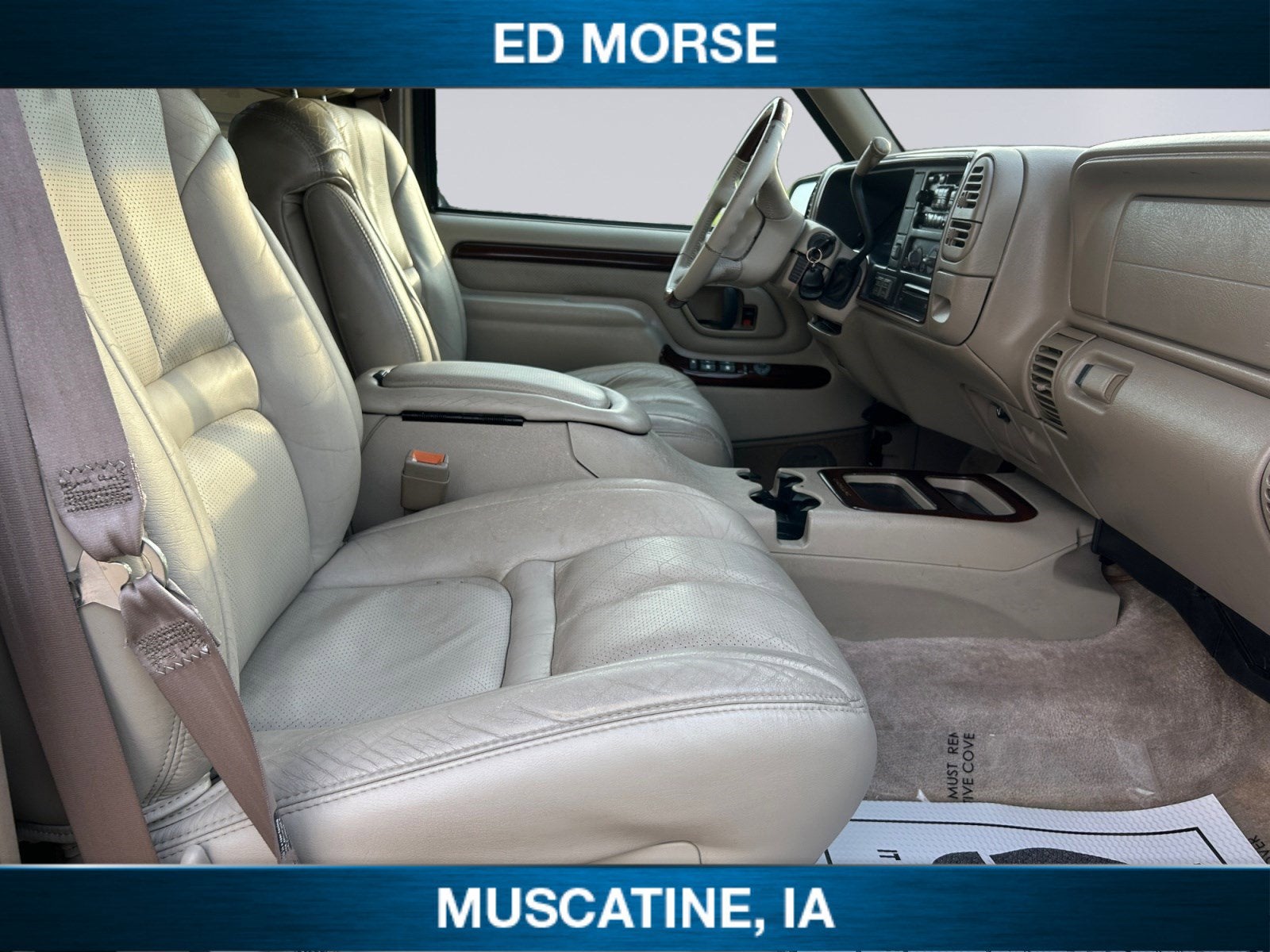 2000 Cadillac Escalade Standard