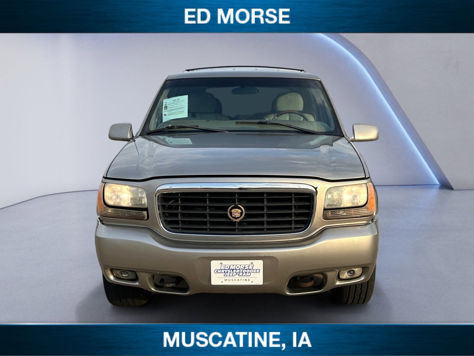 2000 Cadillac Escalade Standard