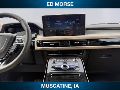 2022 Lincoln Nautilus Standard