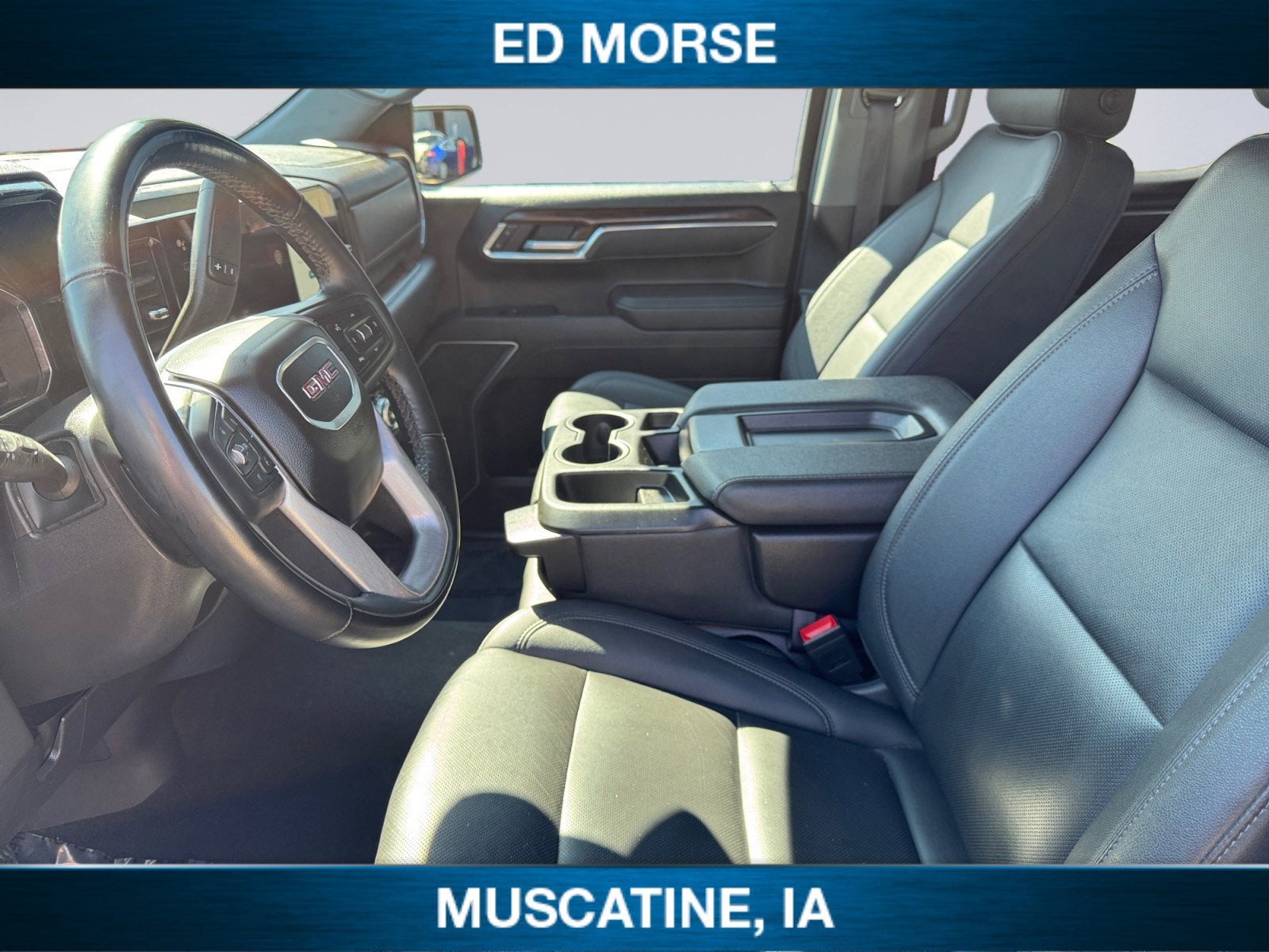 2025 GMC Sierra 1500 4WD Crew Cab Short Box SLT