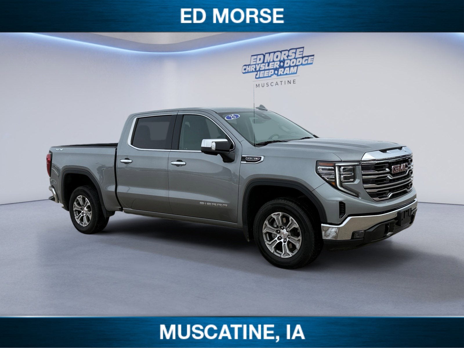2025 GMC Sierra 1500 4WD Crew Cab Short Box SLT
