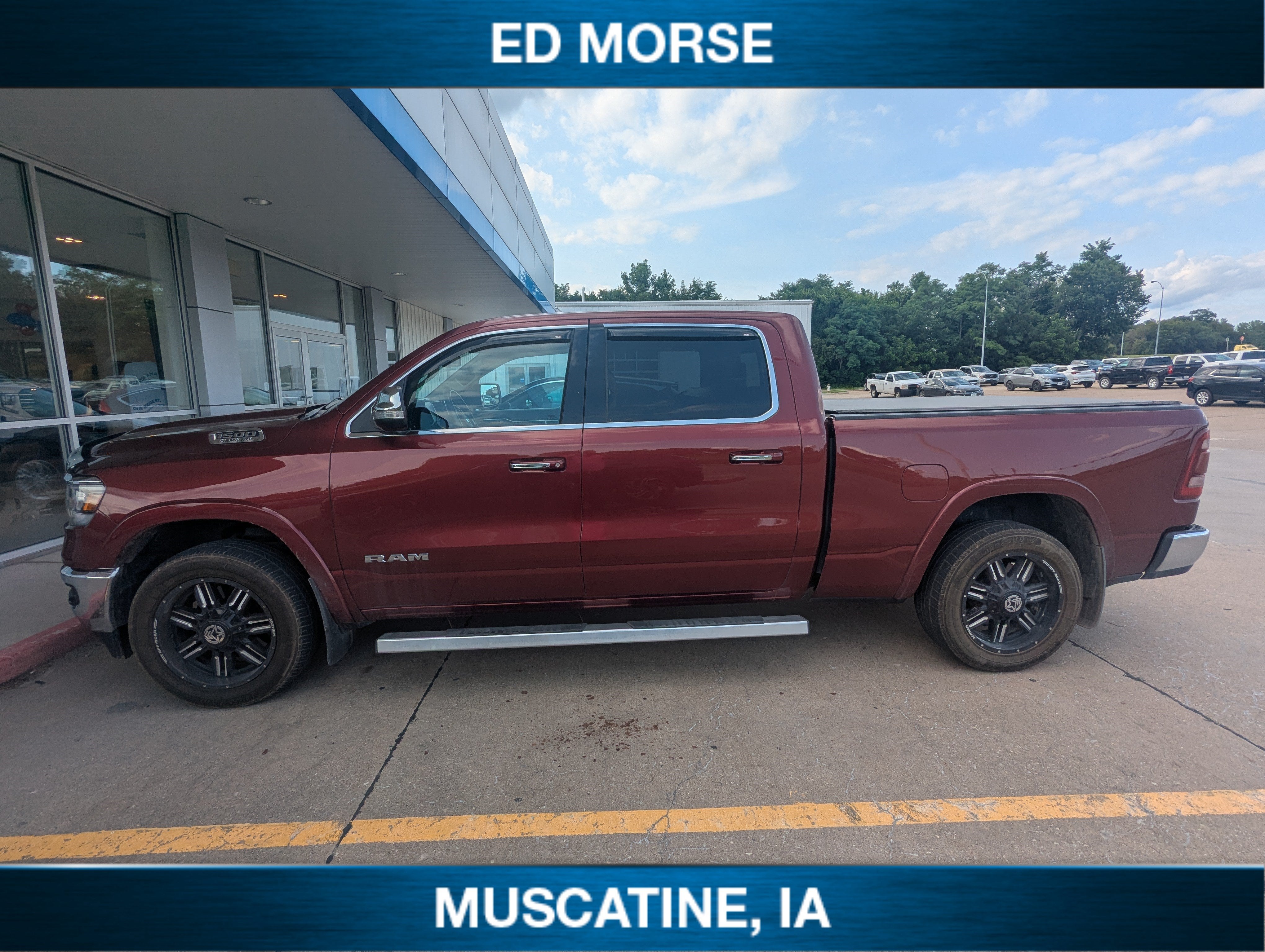 2020 RAM 1500 Laramie Crew Cab 4x4 6'4" Box