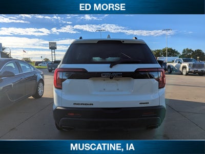 2023 GMC Acadia SLT