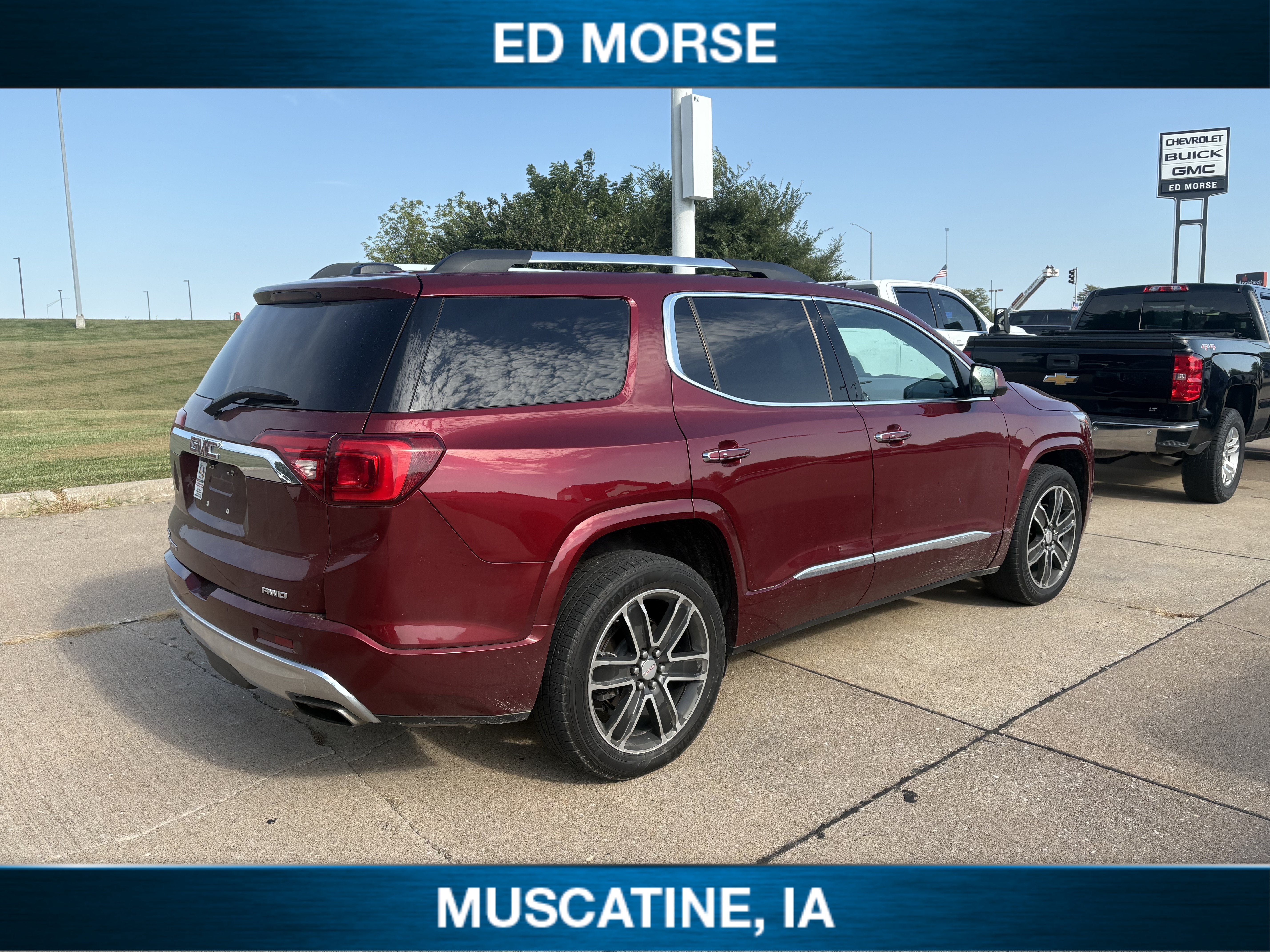 2017 GMC Acadia Denali