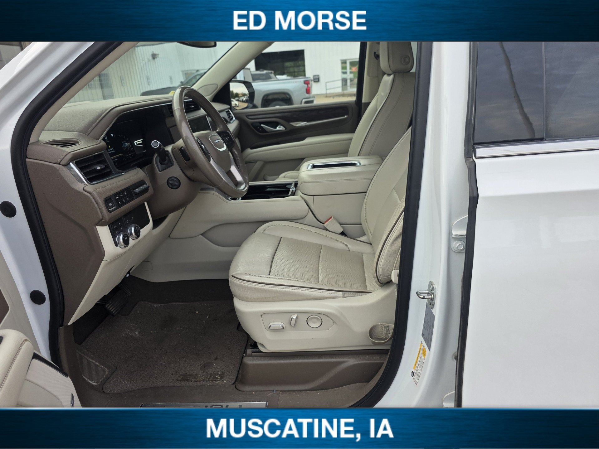 2023 GMC Yukon XL Denali