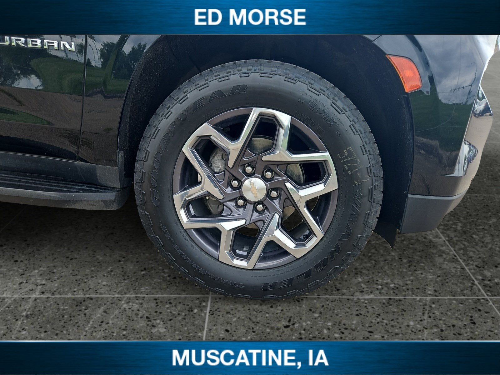 2024 Chevrolet Suburban LT - Photo 12