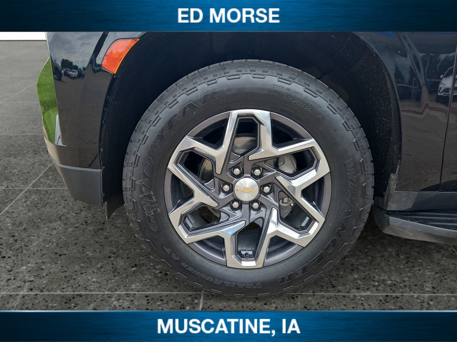 2024 Chevrolet Suburban LT - Photo 9