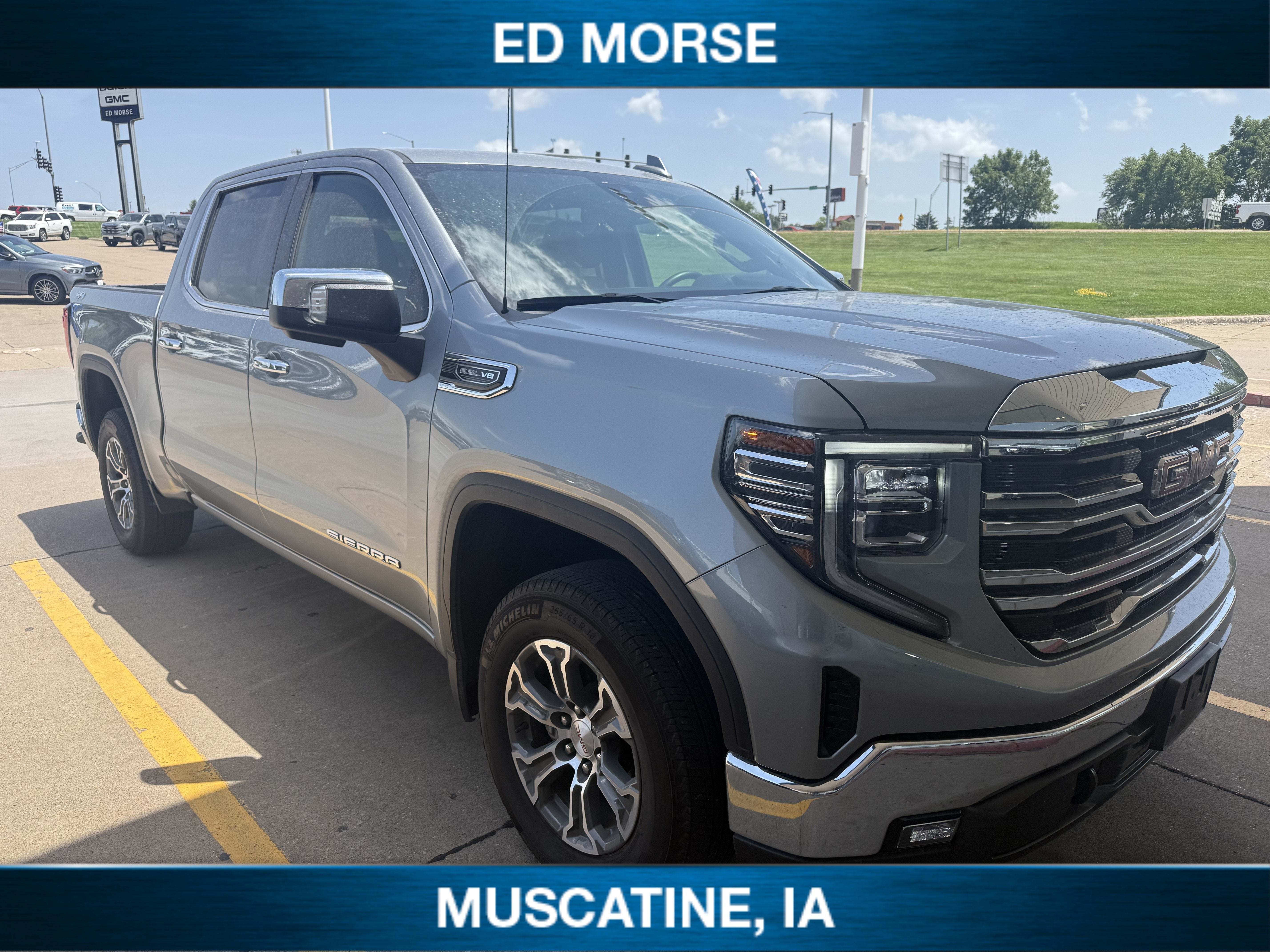 2025 GMC Sierra 1500 SLT