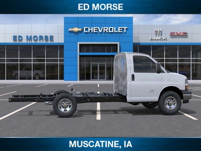 2026 Chevrolet Express Cutaway 3500 1WT