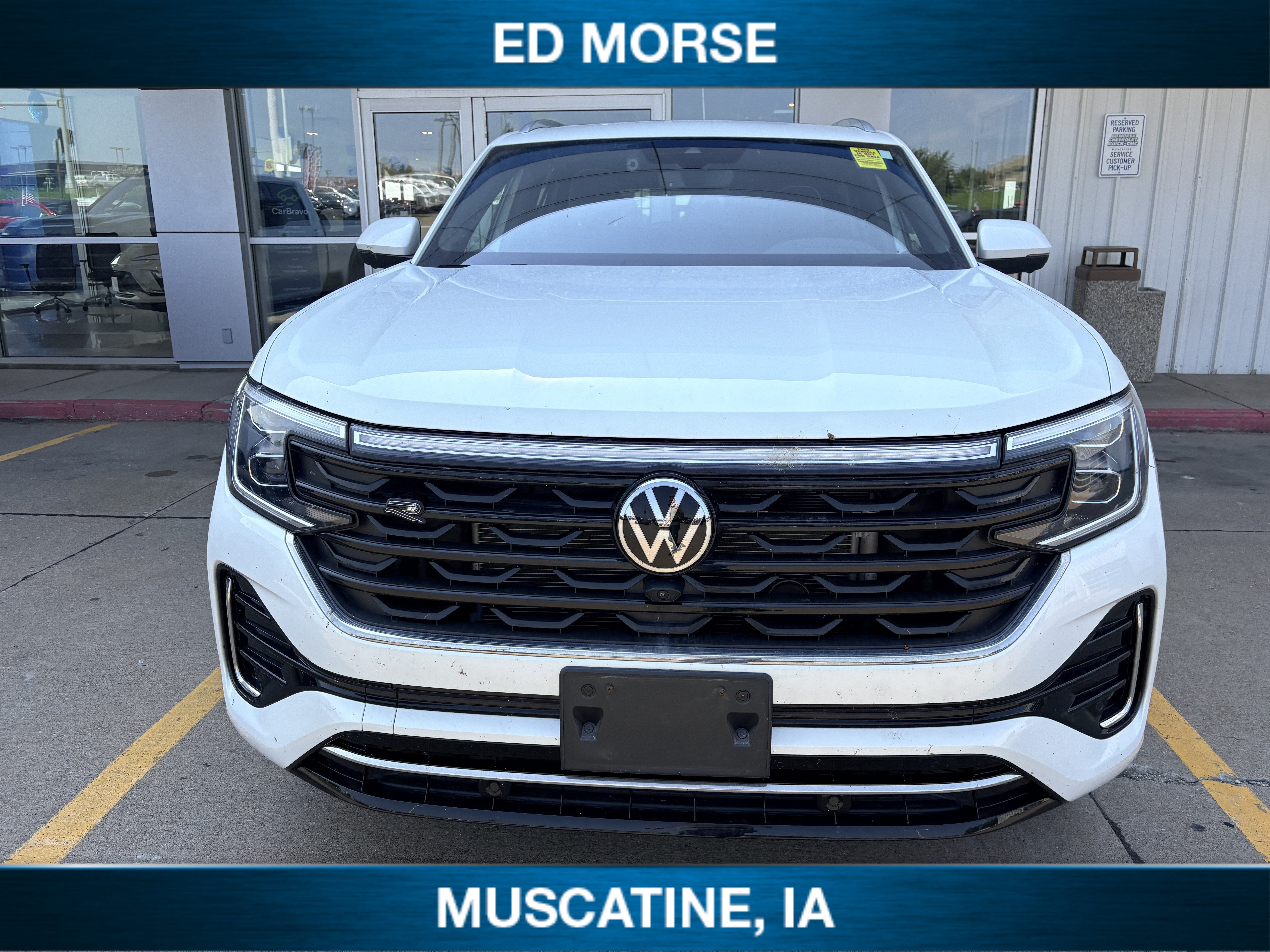 2024 Volkswagen Atlas Cross Sport 2.0T SEL Premium R-Line