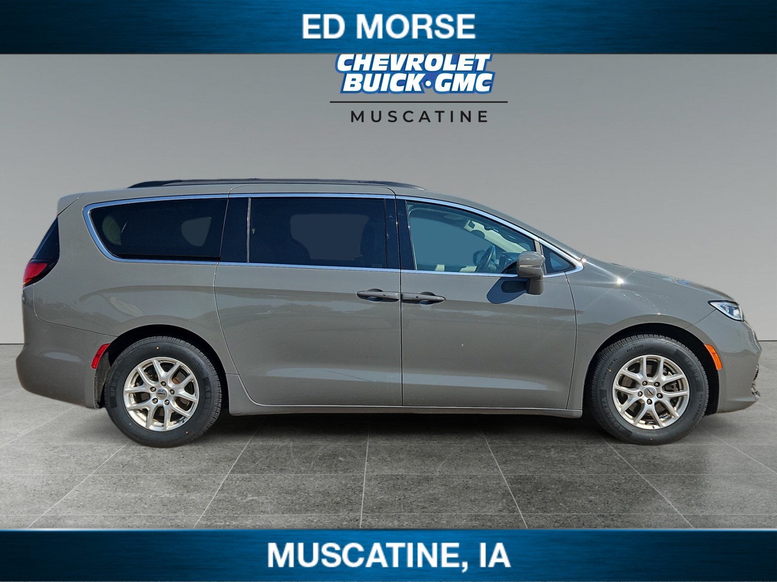 2022 Chrysler Pacifica Touring L